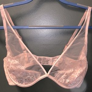 “Breathtaking Unlined Plunge” Lace Soma 34DDD Bra In Soft Pink w/ Underwire